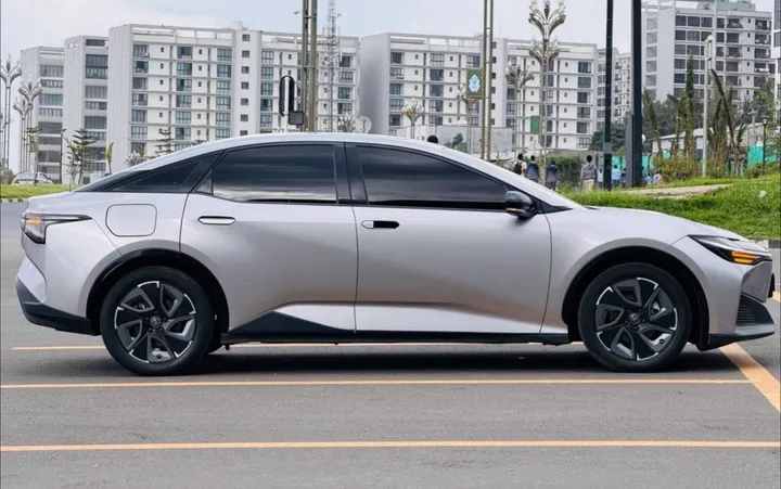 2023 Toyota BZ3 Long Range – photo 3