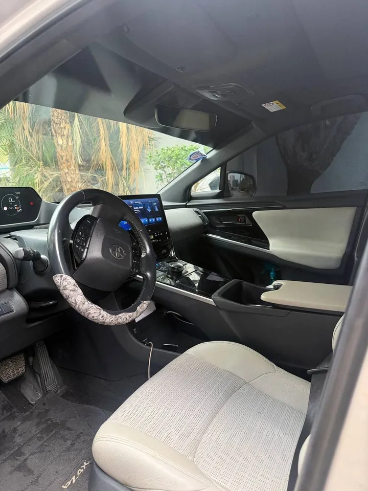 Toyota BZ4X EV 2023 Electric – photo 3