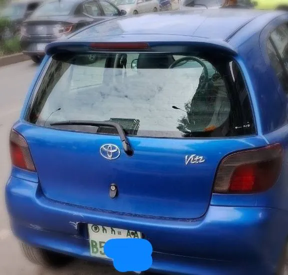 Toyota Vitz 2001 Hatchback – photo 3