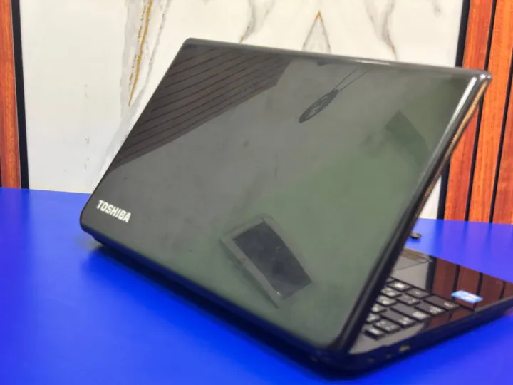 Toshiba Core i5 3rd Gen Laptop – photo 4