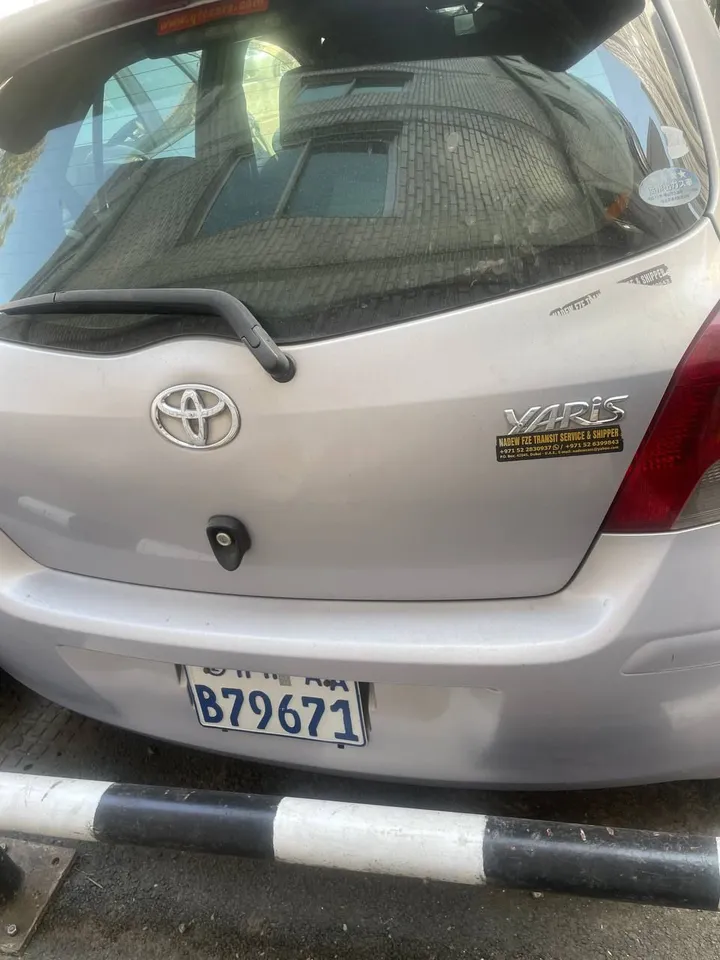 Toyota Yaris Compact Automatic – photo 9