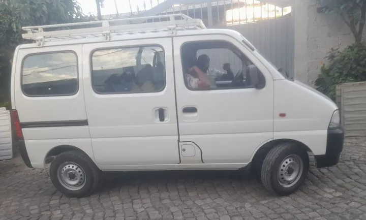 Suzuki Eeco 2025 Van – photo 3