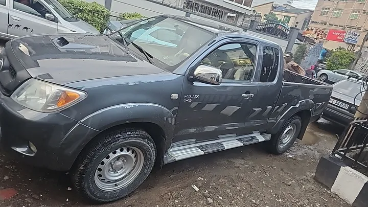 Toyota Hilux 2008 Pickup – photo 4