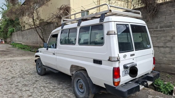 2003 Toyota Land Cruiser 1HZ – photo 6