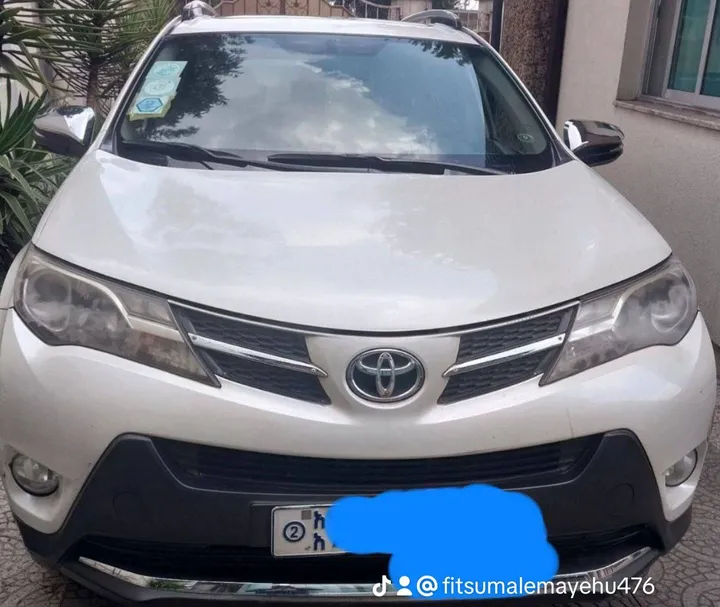 Toyota RAV4 2015 Automatic AWD – photo 4