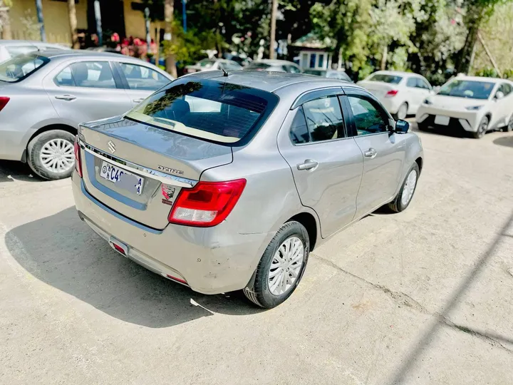 Suzuki Dzire 2022 Automatic – photo 3