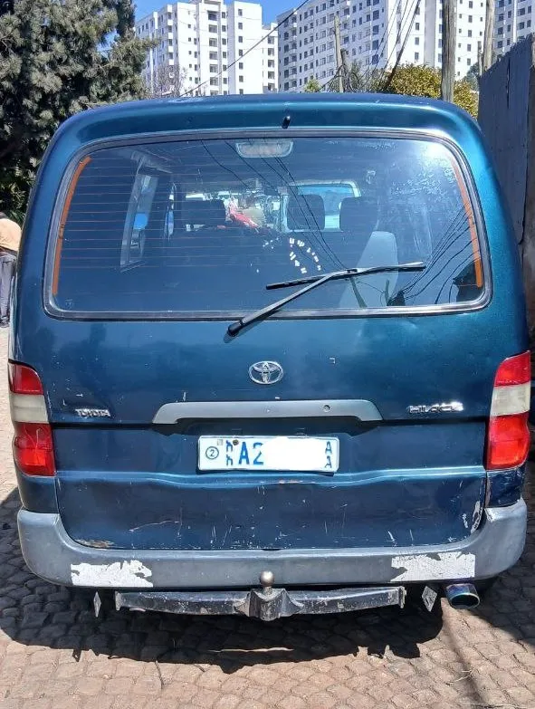 Toyota D4D Dolphin Van 2005 – photo 3
