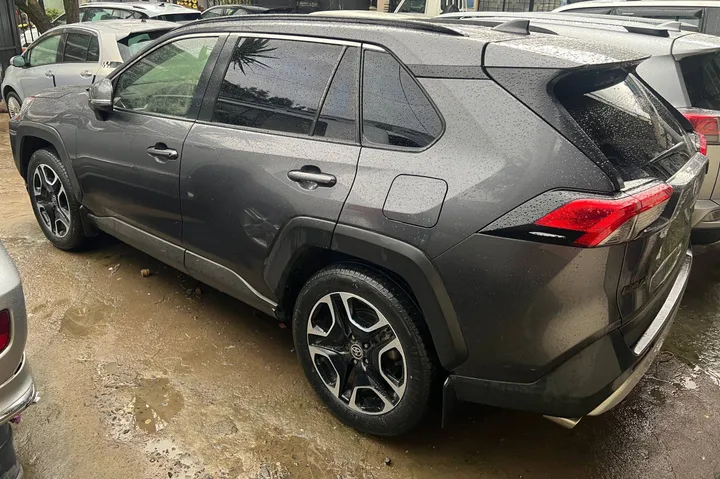 Toyota Rav4 Adventure 2020 AWD – photo 5
