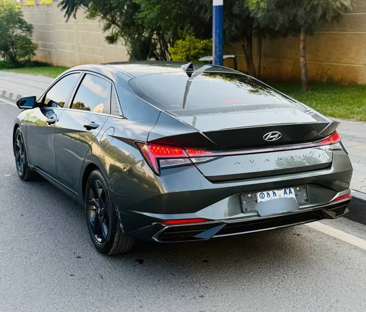 Hyundai Avante 2021 Automatic – photo 4