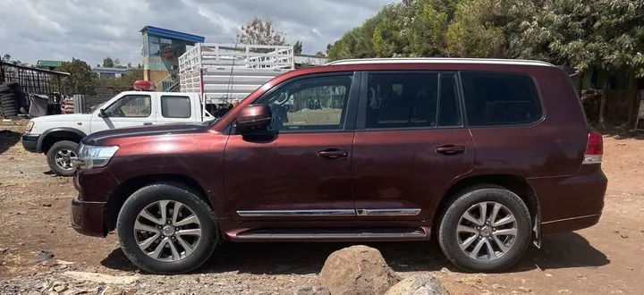 Toyota Landcruiser V8 VXR 2019 – photo 3
