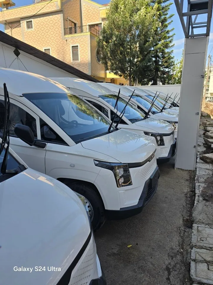 LINXYS G230V 14 Seater Van – photo 5