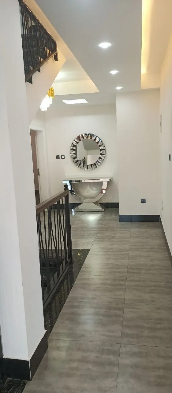 7 Bedroom House in Ayat – photo 4
