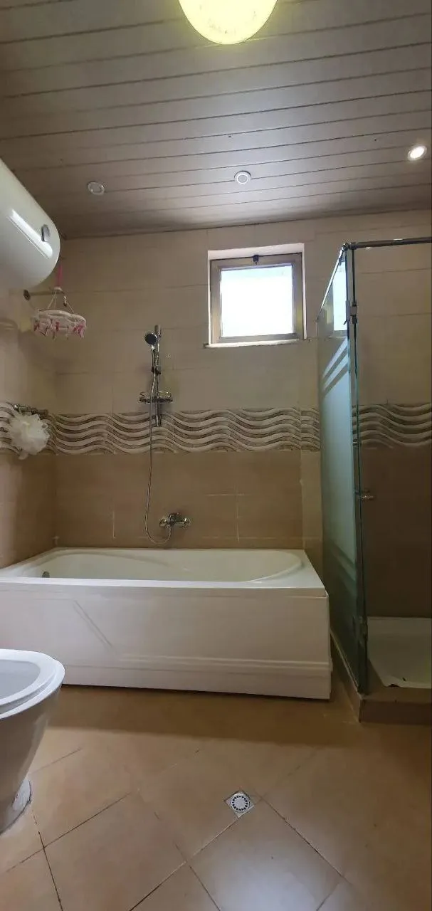 Modern 4 Bedroom House in Ayat – photo 9