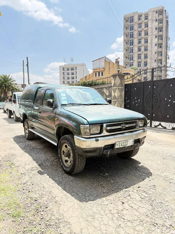 Toyota Hilux 2LT Diesel 2000 – photo 3