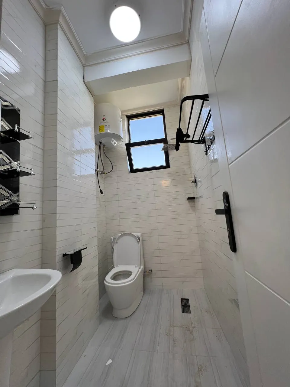 3-Bedroom Apartment at Summit 72 – photo 7