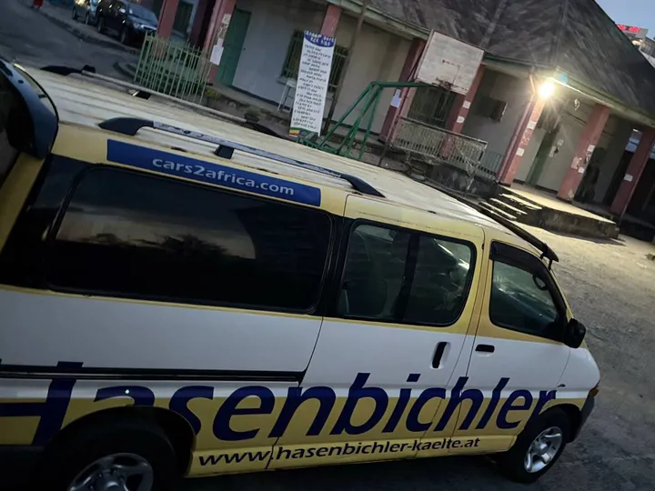 Toyota Dolphin Van 2006 – photo 4