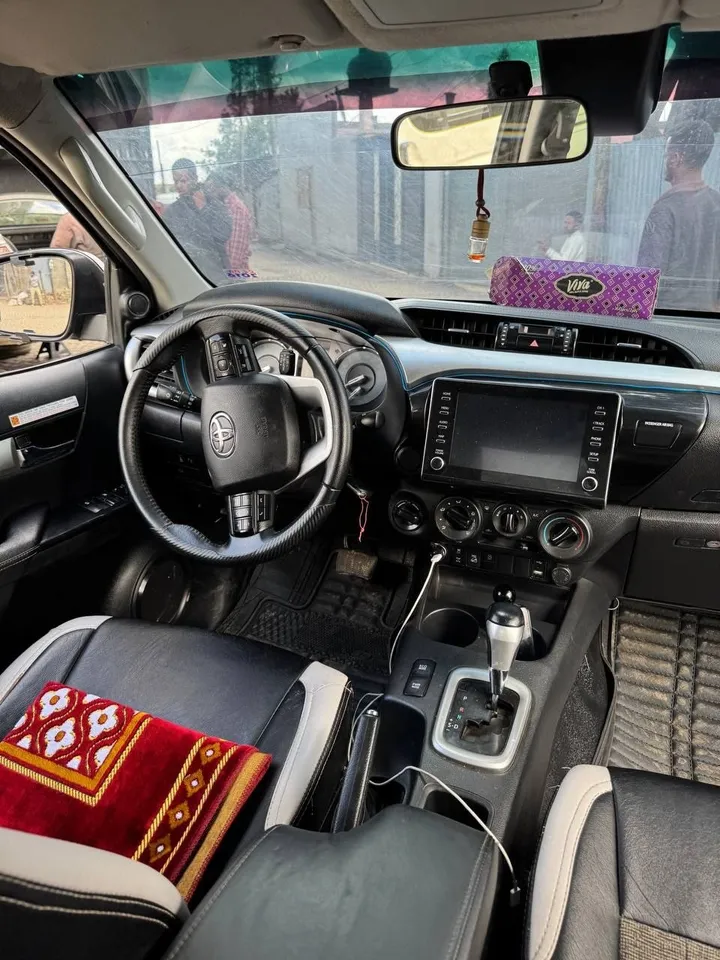 Toyota Invincible King Cab 2021 – photo 6
