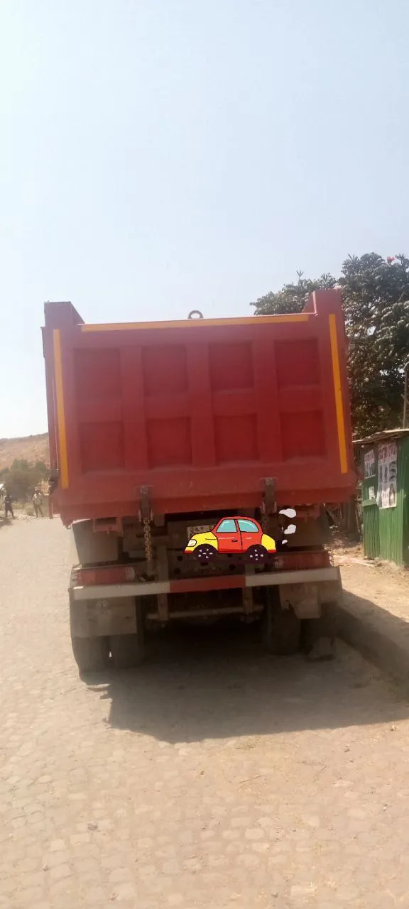 Sinotruk Howo Dump Truck 2025 – photo 4