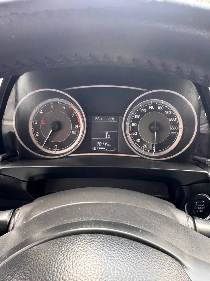 Suzuki Dzire 2022 Automatic – photo 6