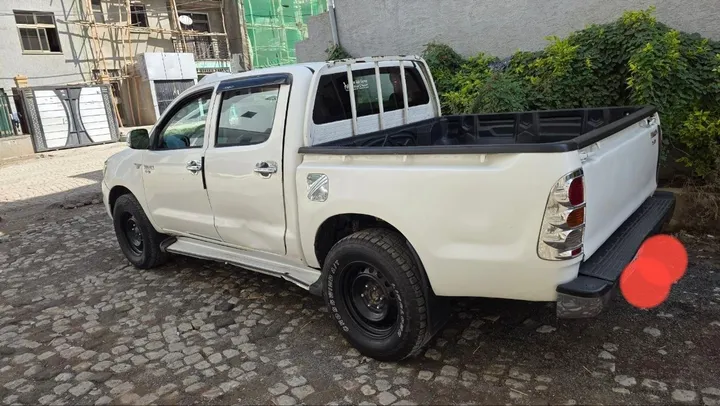 Toyota Hilux 2009 Pickup – photo 6