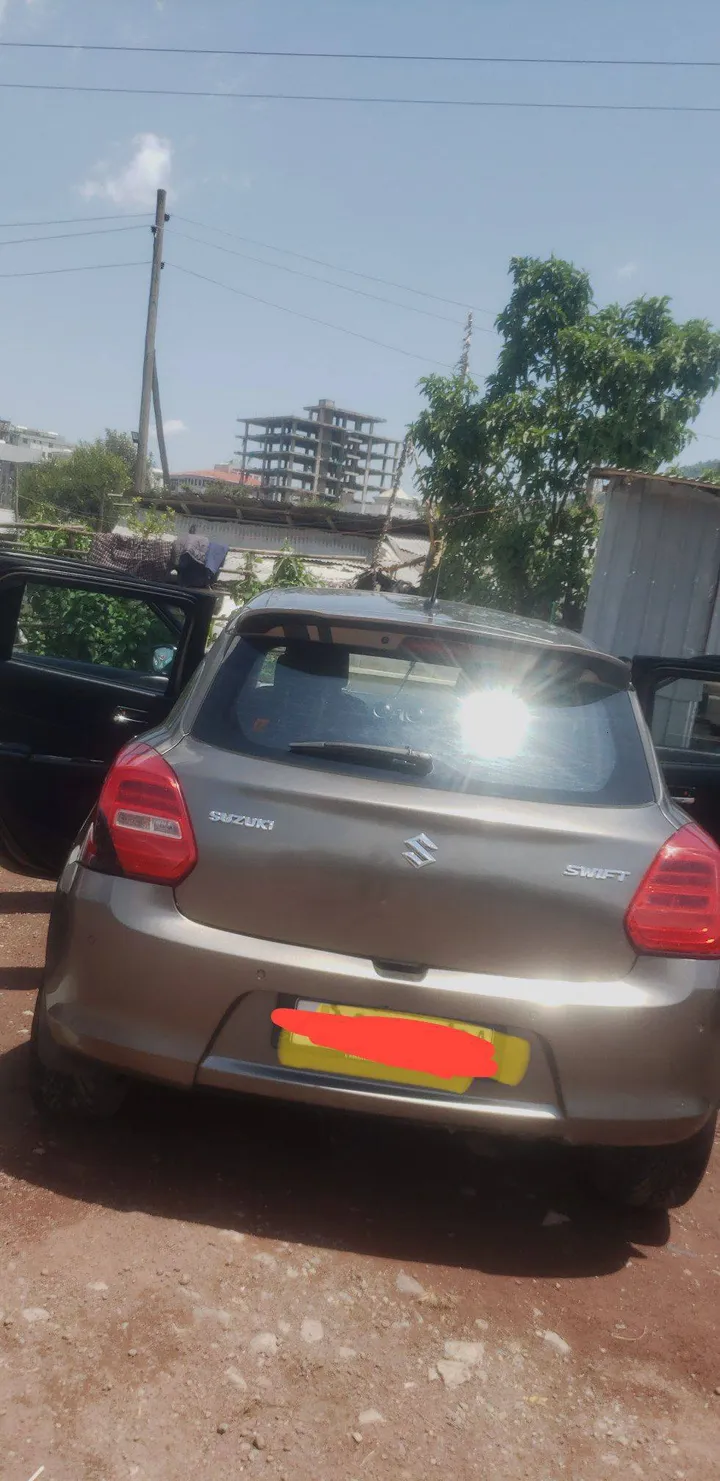 Suzuki Swift 2021 Automatic – photo 4