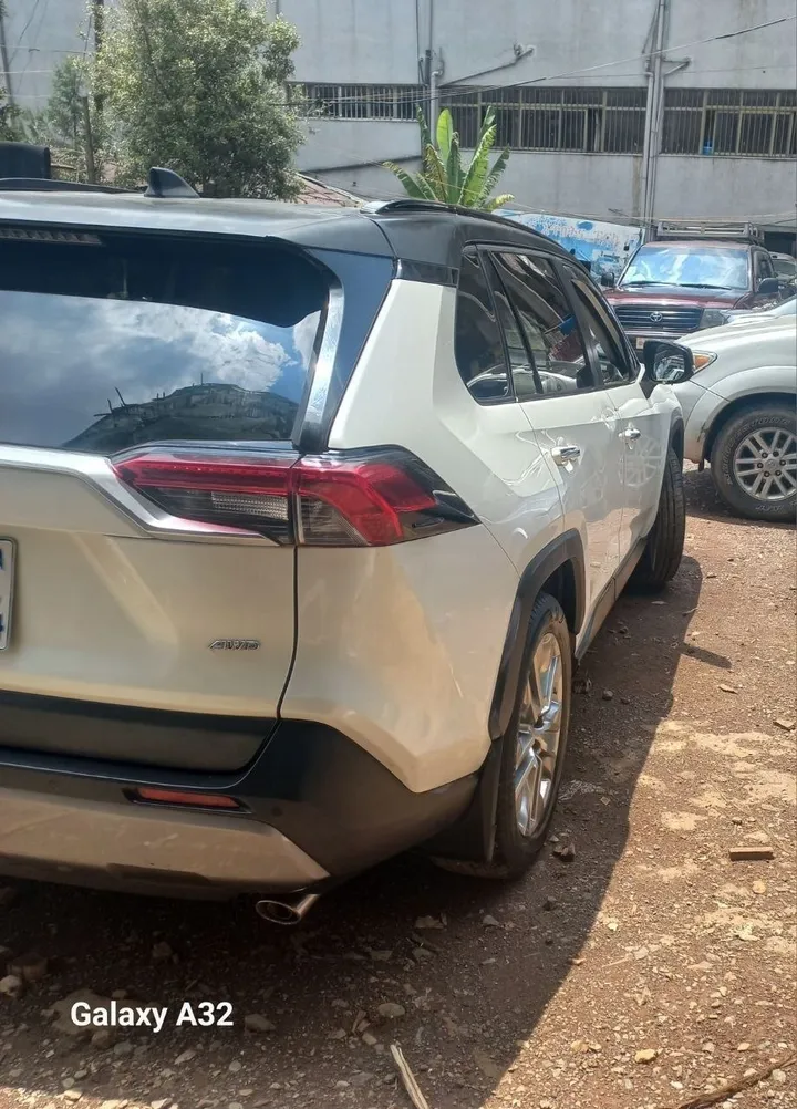 Toyota Rav4 2020 – photo 3