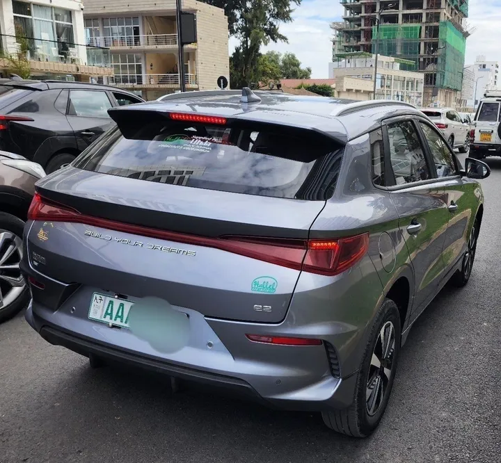 BYD E2 2025 – photo 4