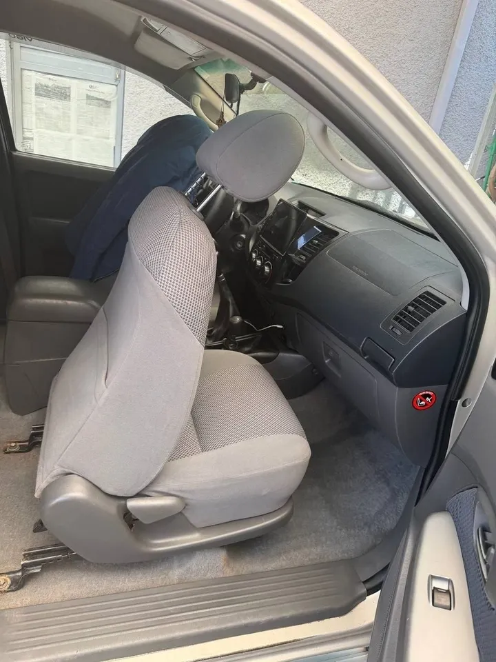 Toyota Hilux King Cab 2013 – photo 5