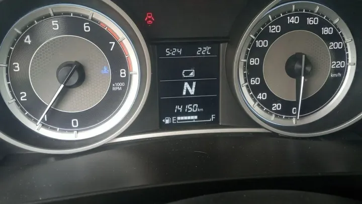 Suzuki Dzire 2022 Automatic – photo 4
