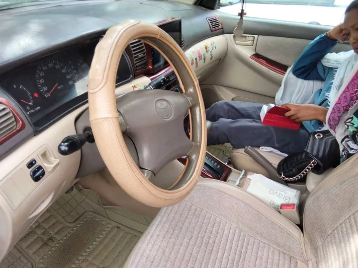 Toyota Corolla 2003 Automatic – photo 5
