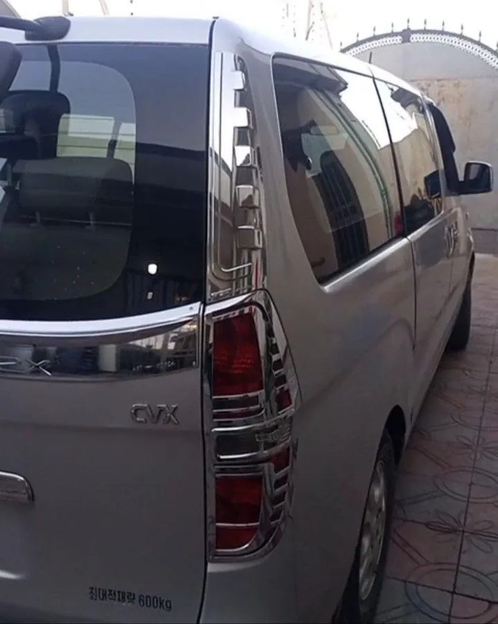 Hyundai Starex 2010 Automatic Diesel – photo 4