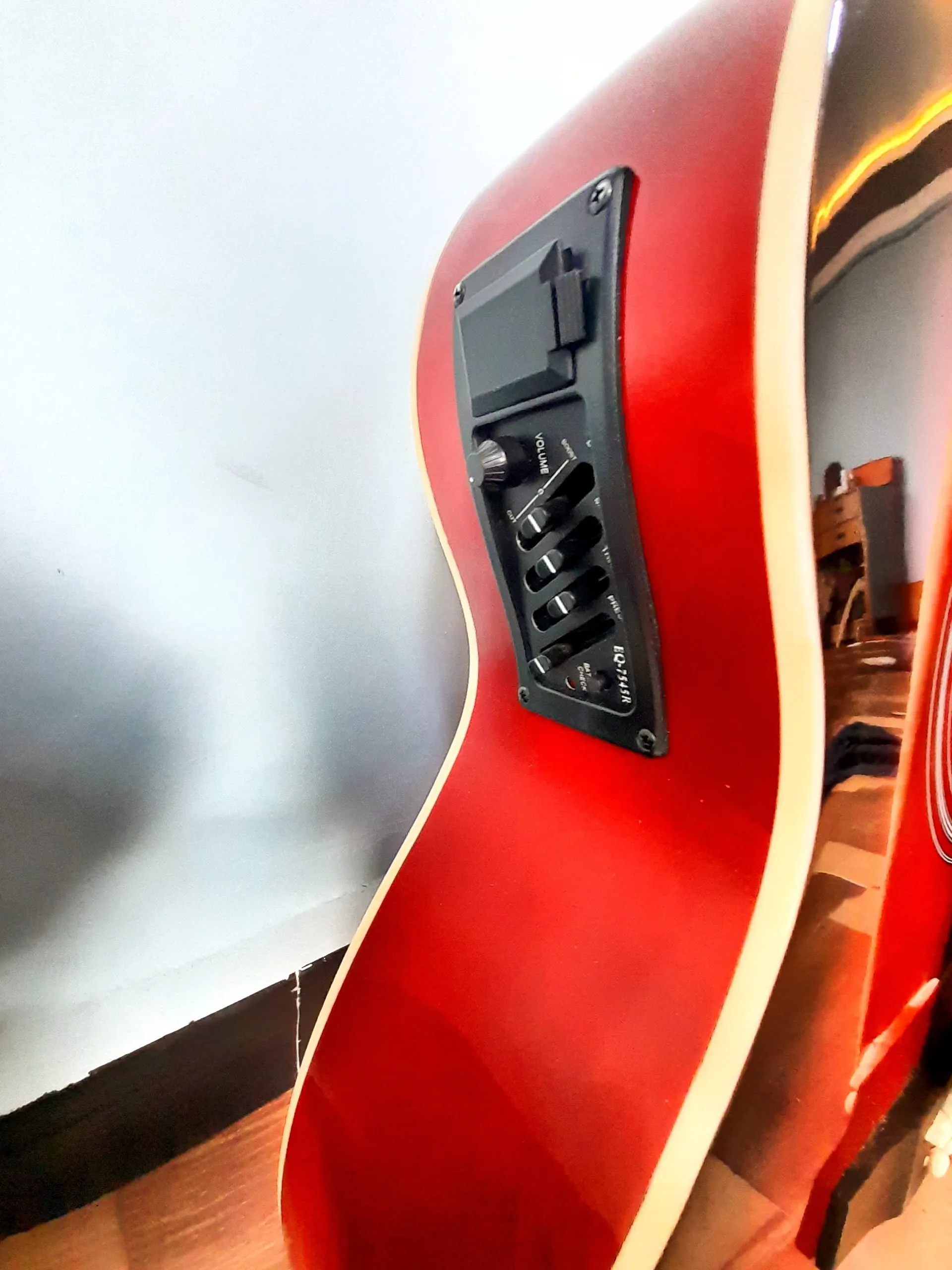 Lucky Star Semi Acoustic Guitar – photo 4