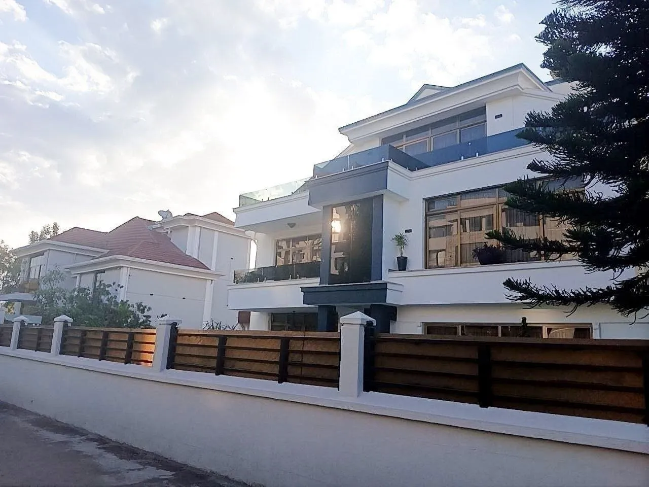 B+G+2 Residential House CMC Compound – photo 4