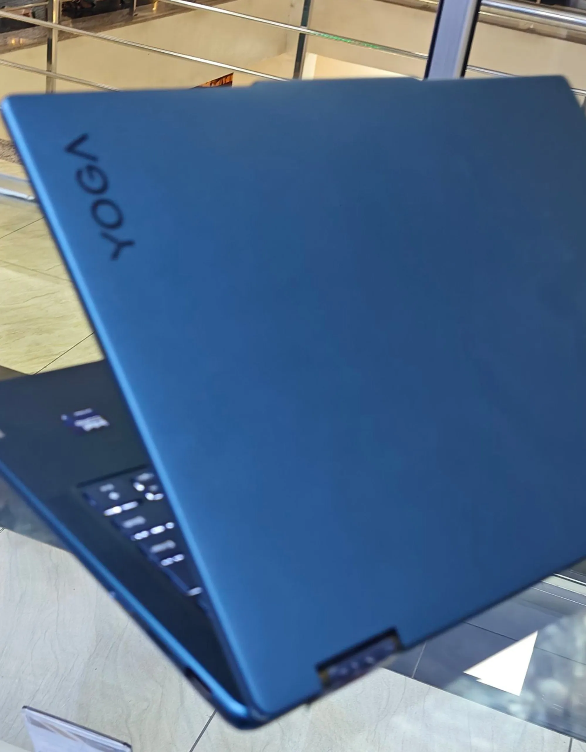 Lenovo Yoga 9i x360 Ultra 7 Laptop – photo 3