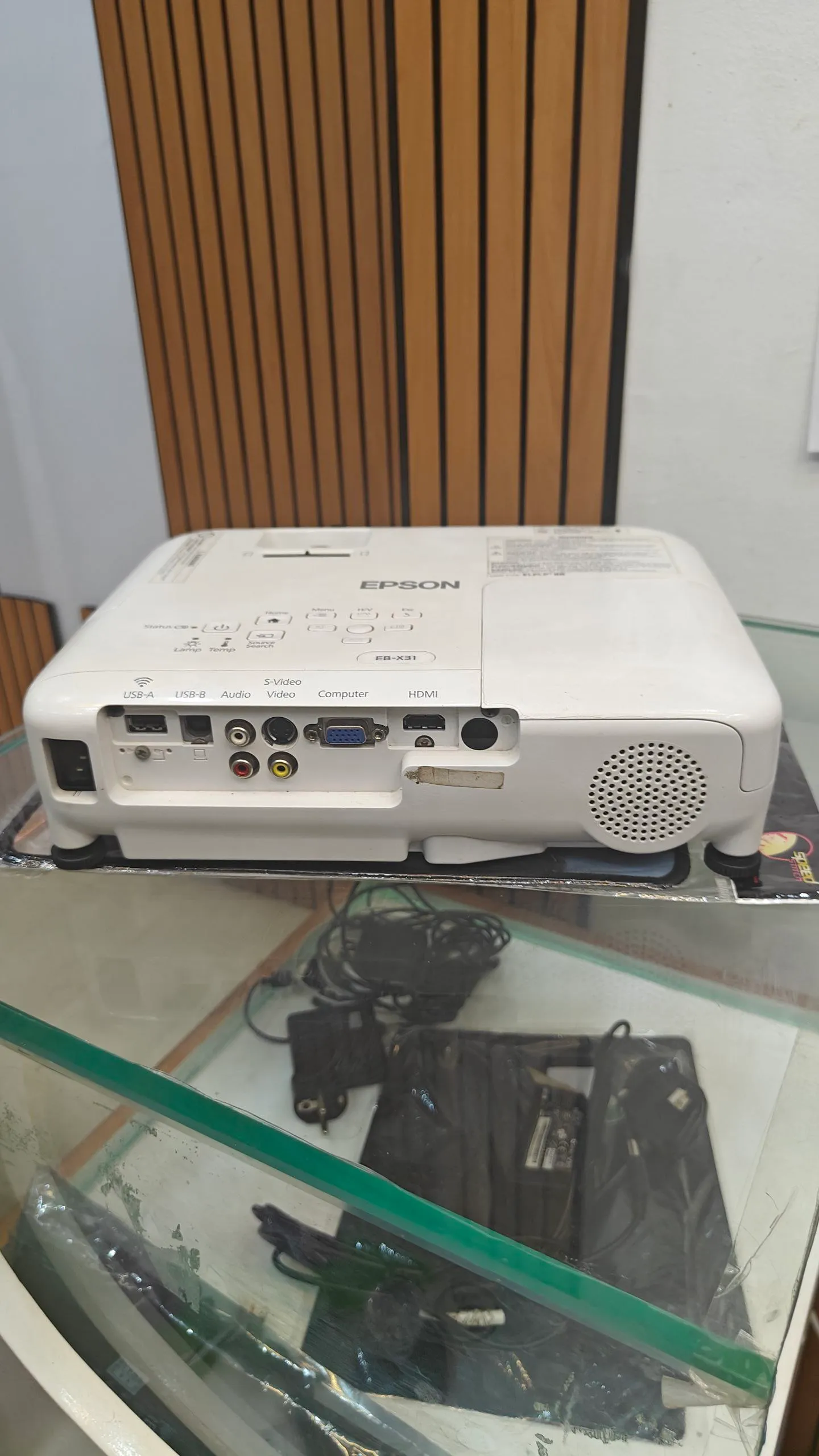 Epson EB-X31 Projector – photo 5