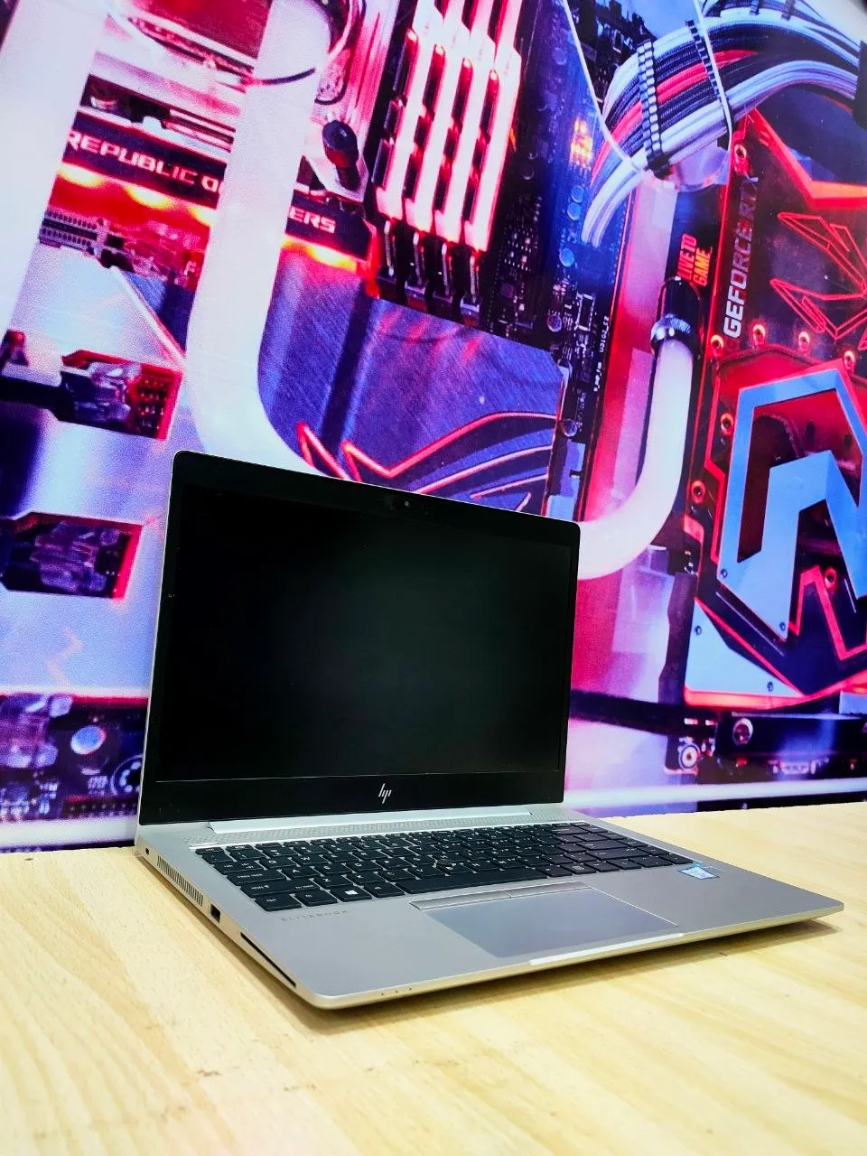 HP EliteBook 830 G5 – photo 5