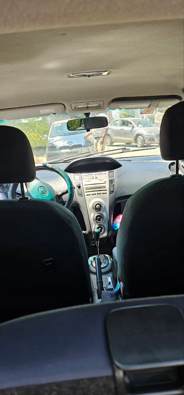 Toyota Yaris Compact 2007 Automatic – photo 4