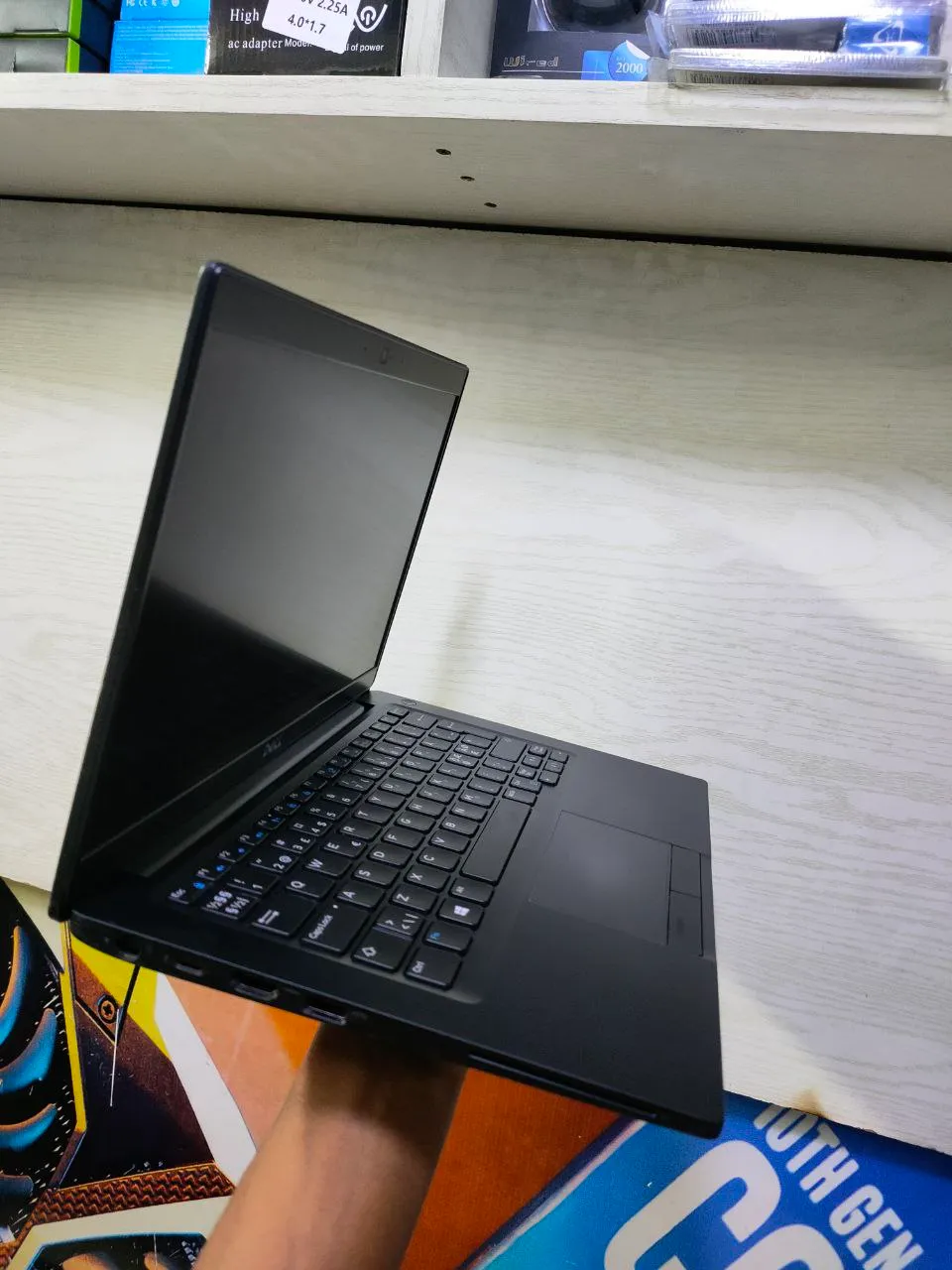 Dell Latitude 7390 i5 Laptop – photo 4