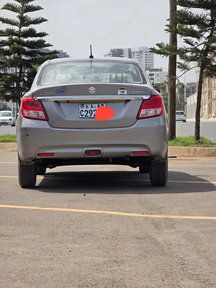 Suzuki Dzire 2022 Automatic 1200cc – photo 5