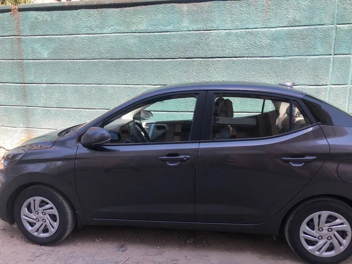 Hyundai Grand i10 2022 Automatic – photo 4