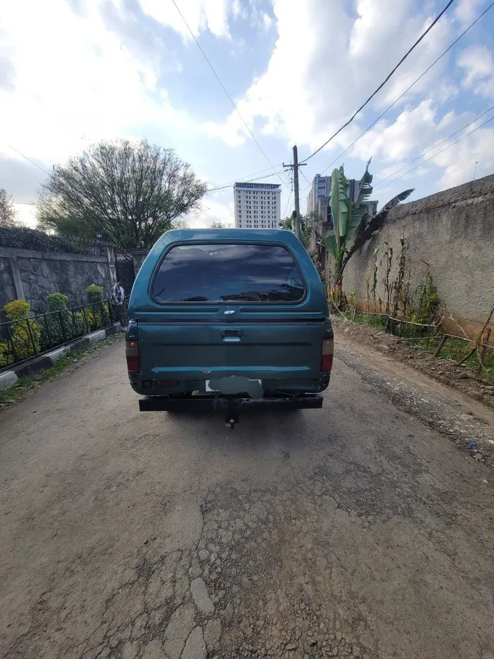 Toyota 2LT King Cab 2001 – photo 3