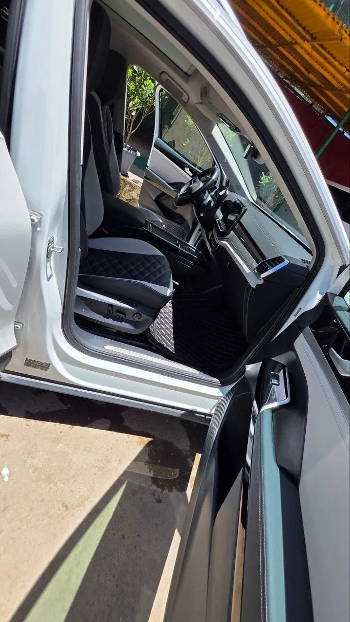 Volkswagen ID6 2023 Electric – photo 4