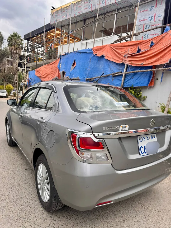Suzuki Dzire 2021 Automatic – photo 4