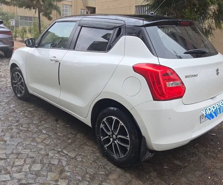 Suzuki Swift 2022 Full Option – photo 6