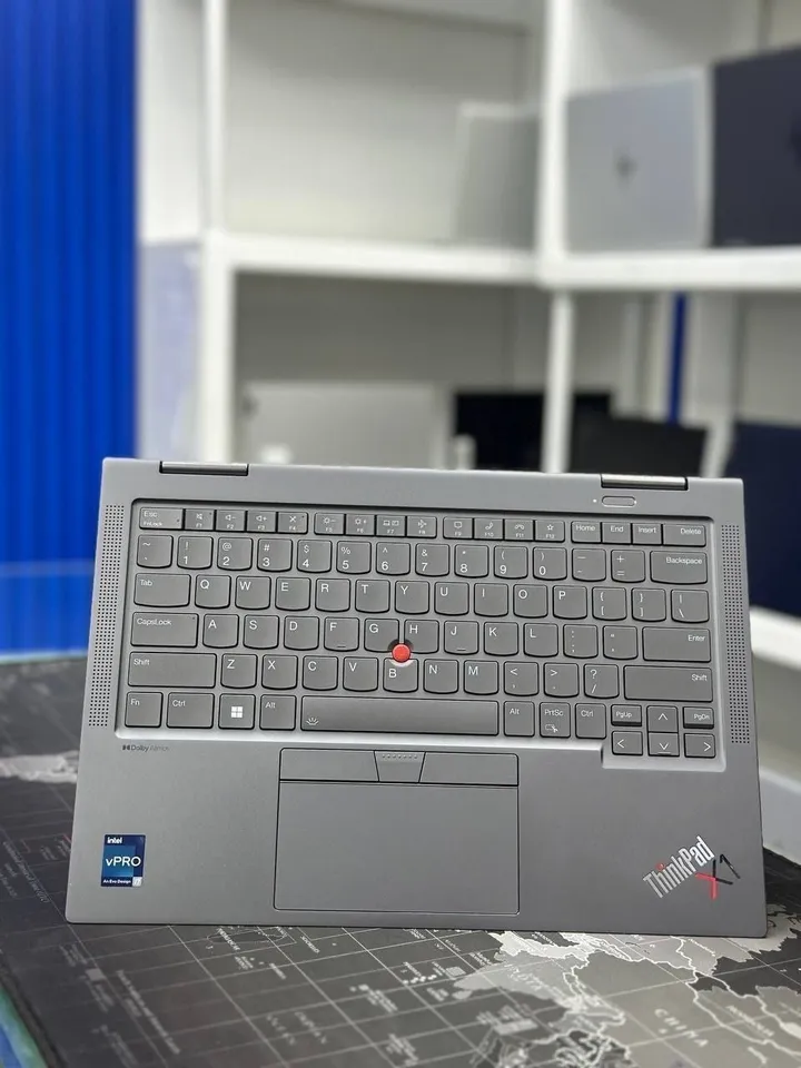 Lenovo X1 Yoga i7 12th Gen – photo 3