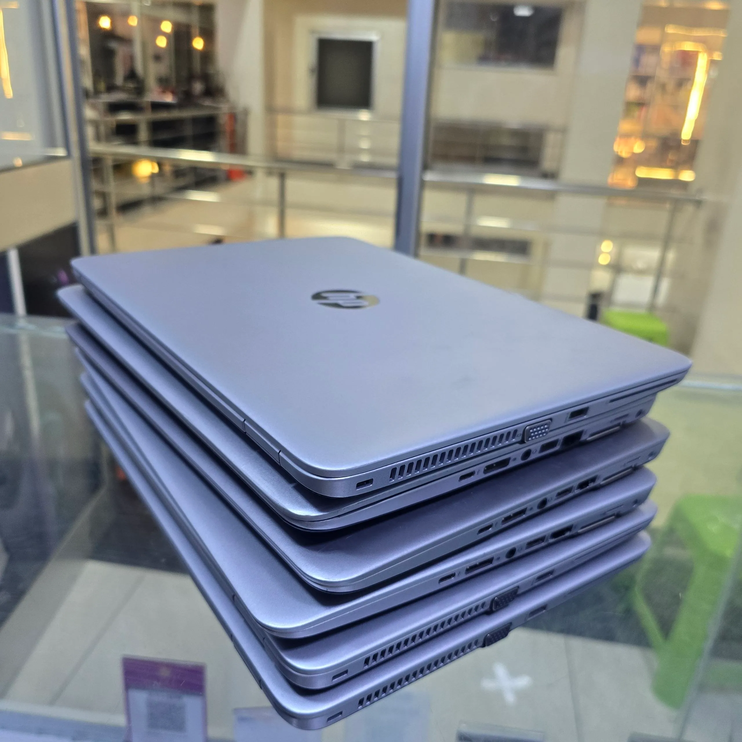 HP EliteBook 840 G3 i5 Laptop – photo 4