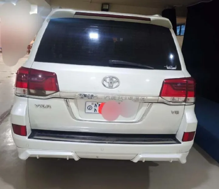 Toyota Landcruiser V8 VX 2015 – photo 3