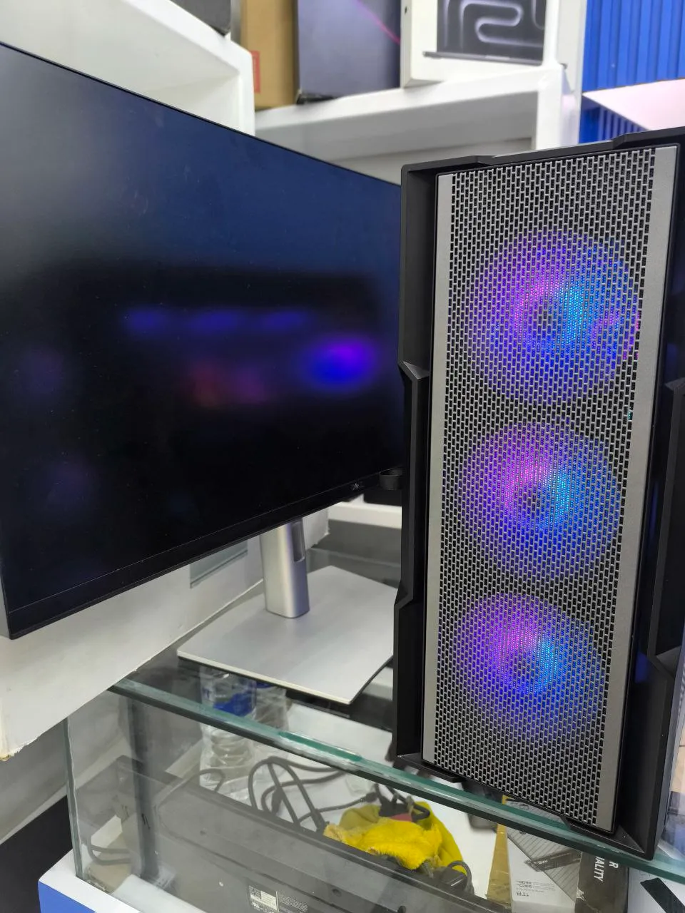 Gaming Desktop i9 14th Gen RTX 5070 – photo 4