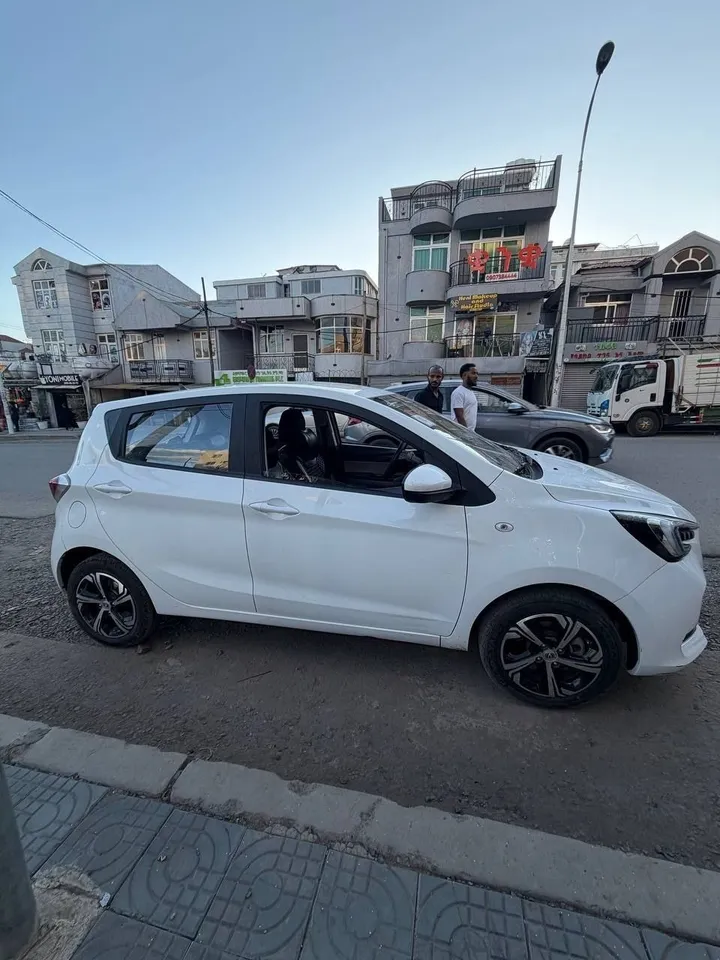 Changan E-Star 2023 Electric SUV – photo 3