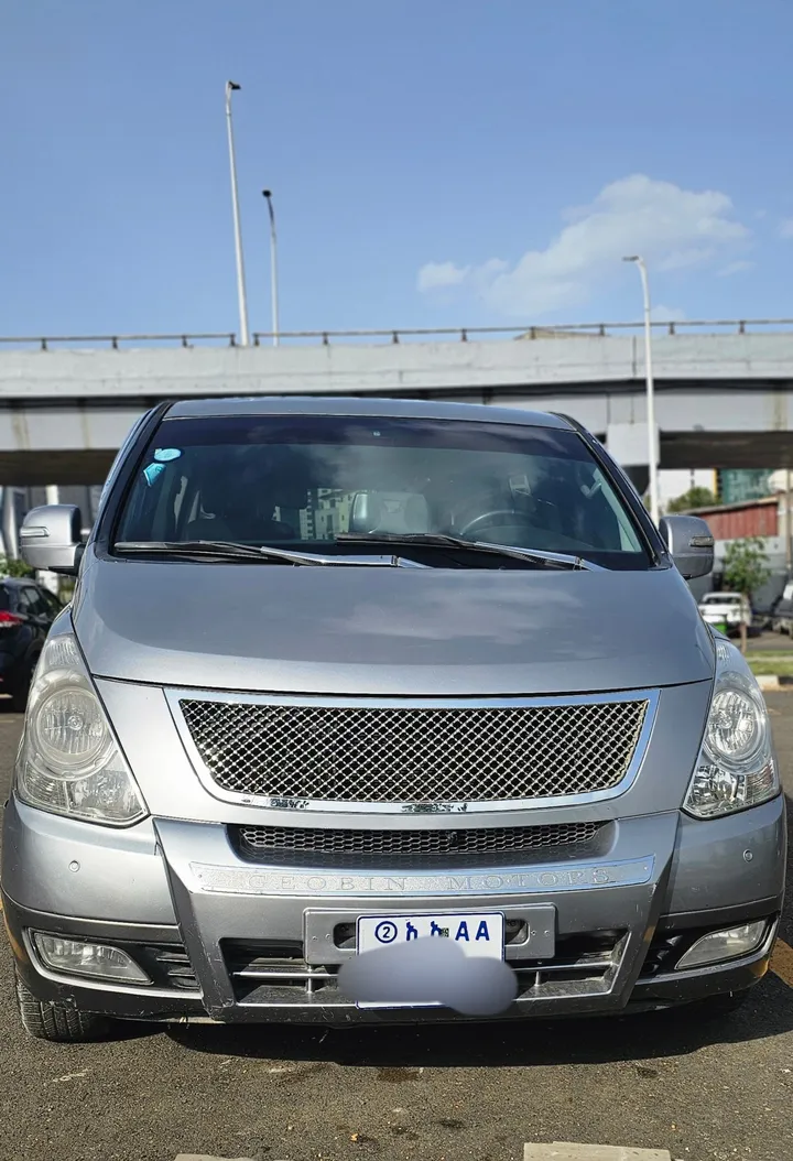 Hyundai Grand Starex 2014 Automatic – photo 7